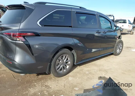 2025 Toyota Sienna Le from USA, damaged, VIN 5TDKSKFC9SS184757